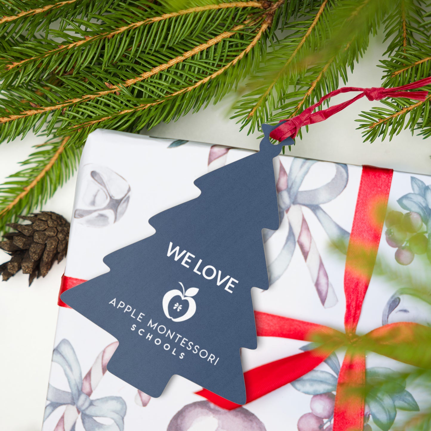 We Love Apple Wooden ornaments