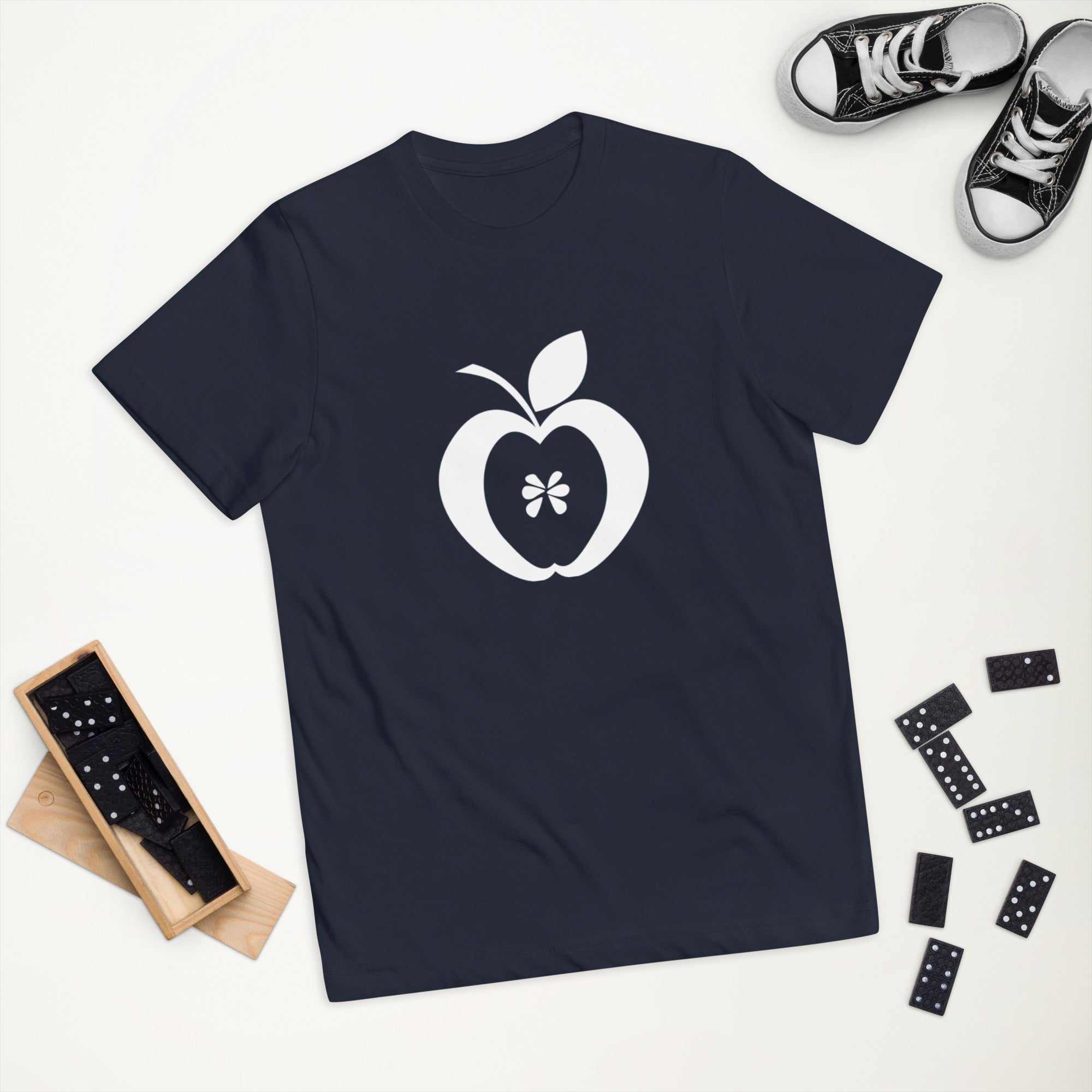 T shirt apple clearance logo